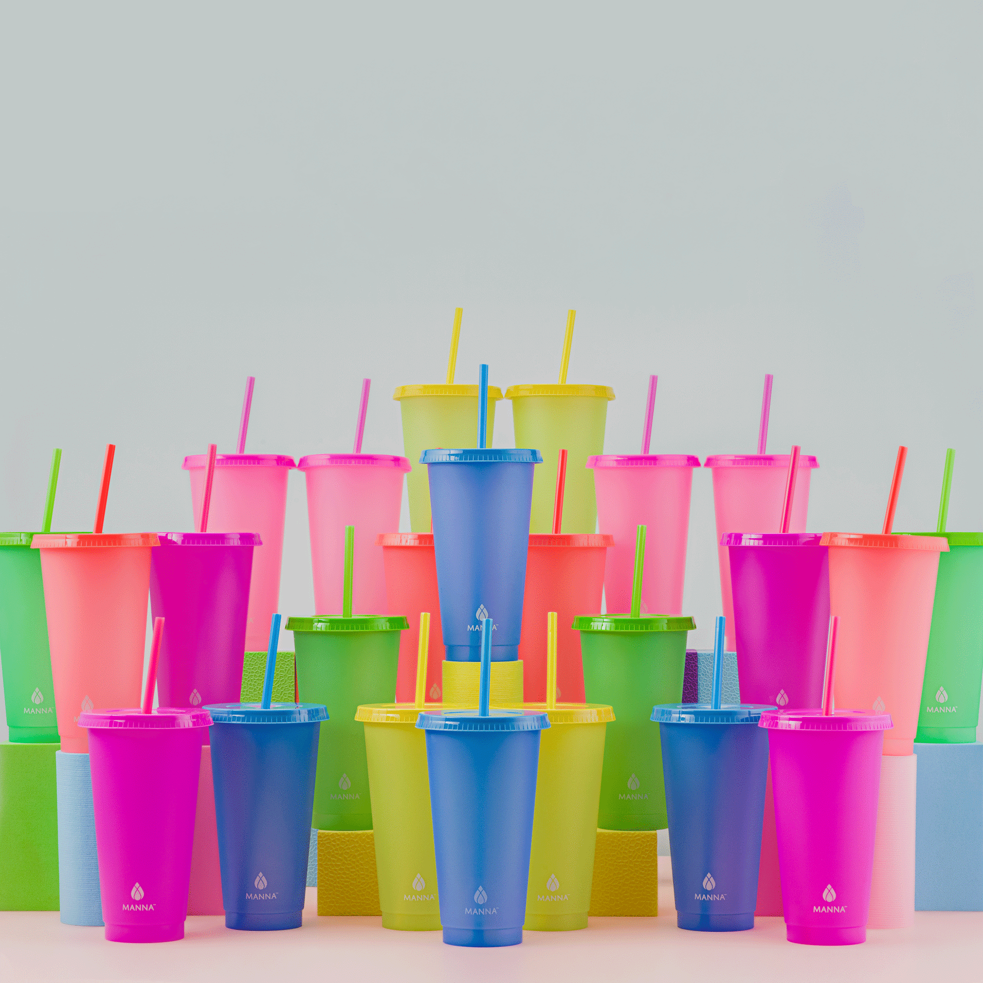 24-piece-original-color-changing-cup-set-e6 A0029811.gif